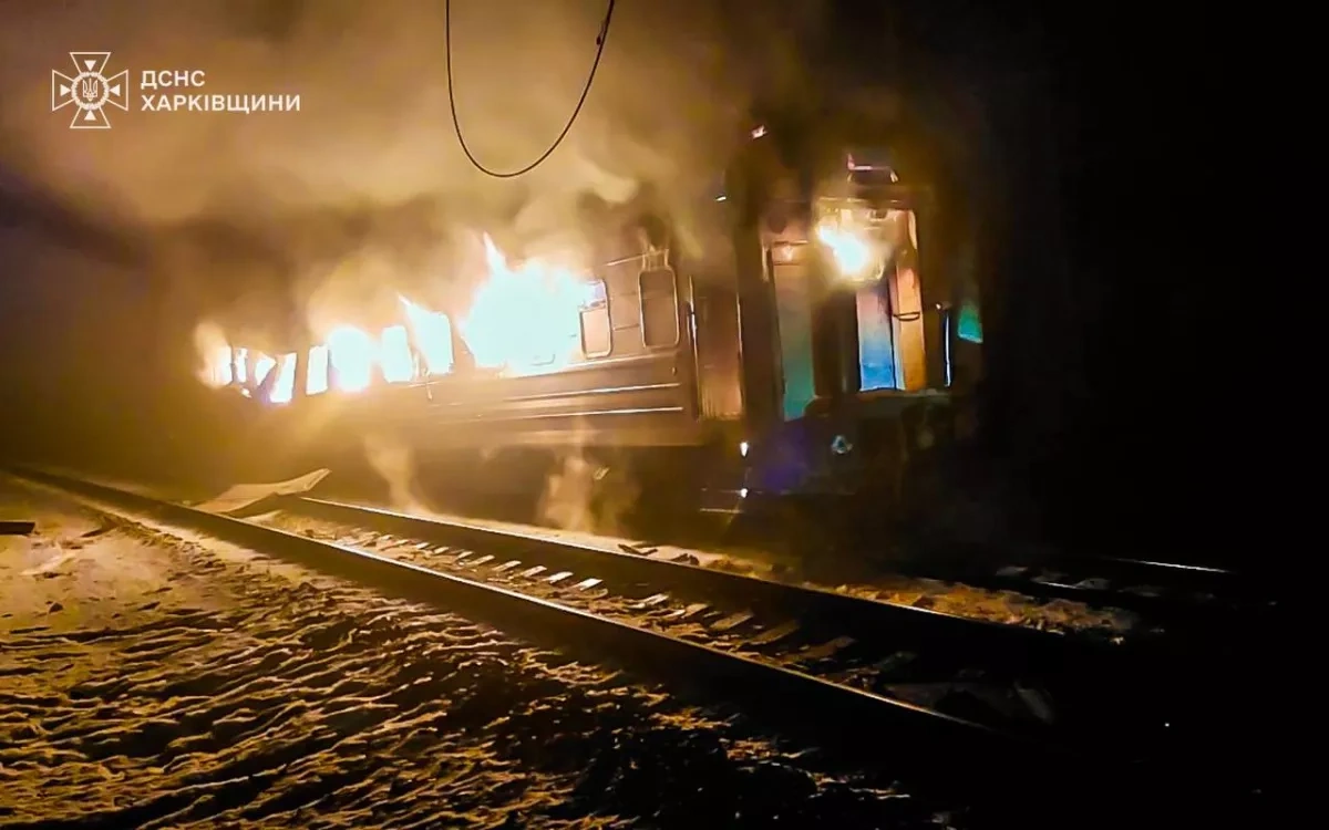 Russian strike hits passenger train in Kharkiv region, killing at least four PHOTO
