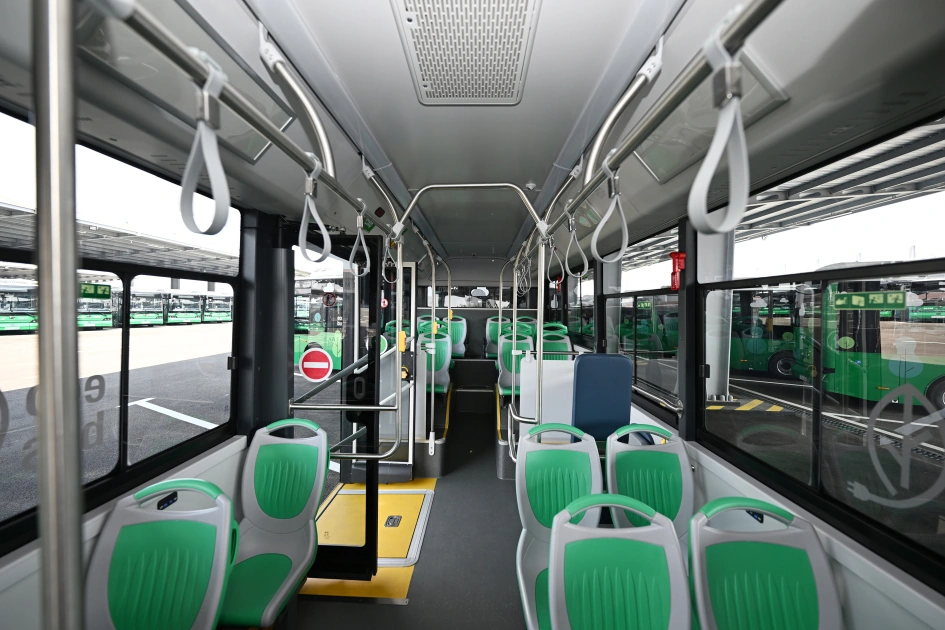 President Ilham Aliyev, First Lady Mehriban Aliyeva view new electric buses and inspect reconstruction progress of railway infrastructure in Nakhchivan (PHOTO)