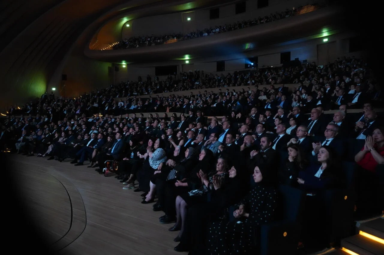 Premiere of epic historical film “44” held at Heydar Aliyev Center – tears, pride and endless applause (PHOTO)