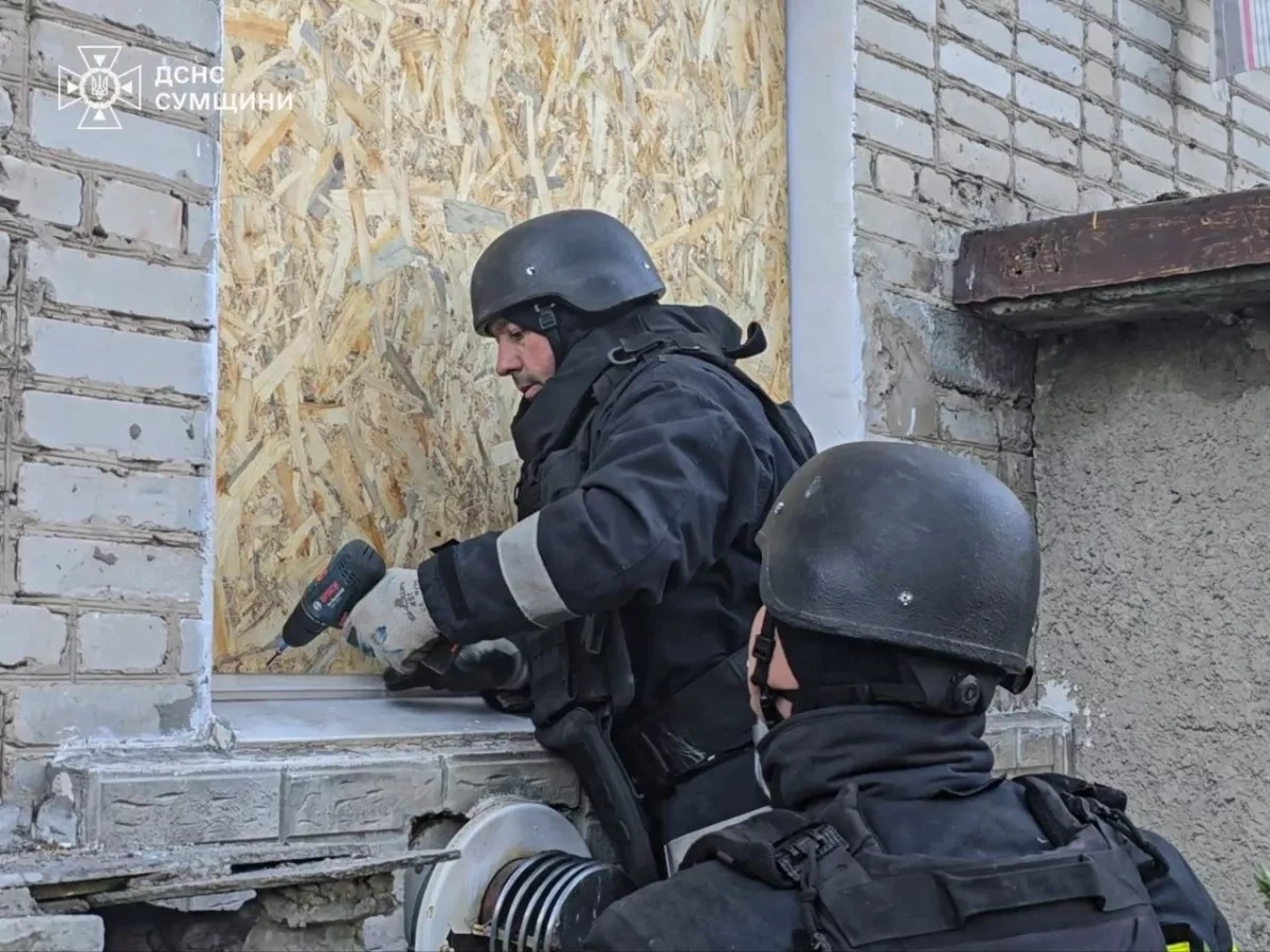 Four injured after strike hits Ukraine's Sumy region PHOTO