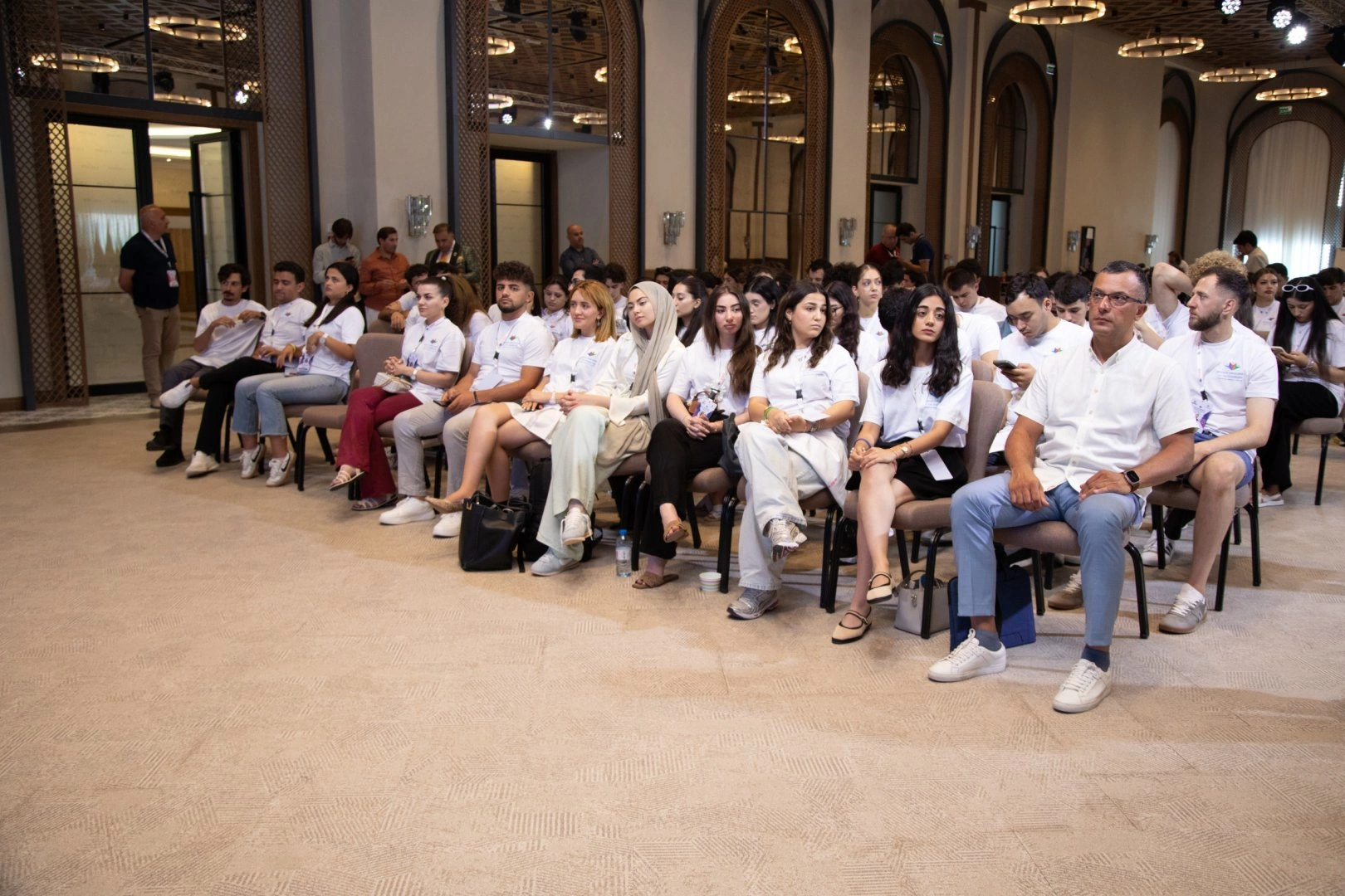 Azerbaijani diaspora youth introduced to Azerbaijan Houses around the world (PHOTO)