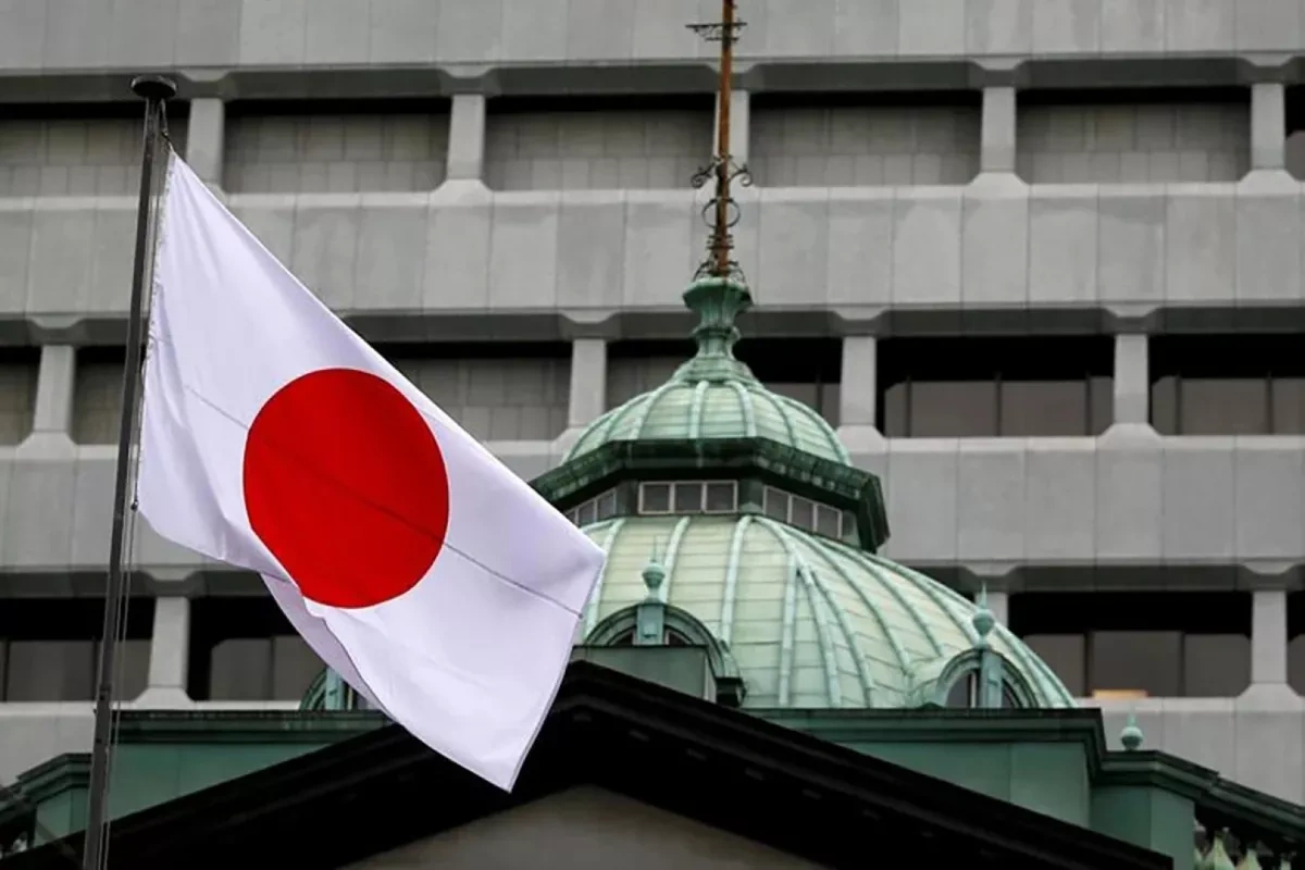 Majority in Japan favors allowing women to become empress