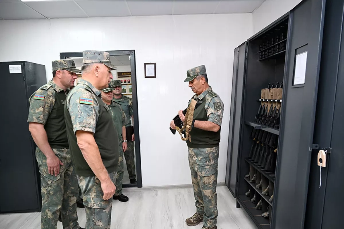 Azerbaijan defence chief reviews military police unit ahead of NATO evaluation PHOTO/VIDEO