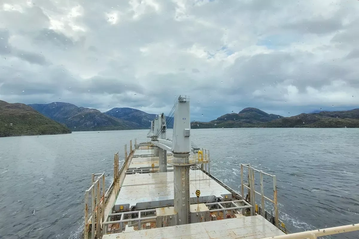 Azerbaijani cargo ship charts course from South America to Europe PHOTO