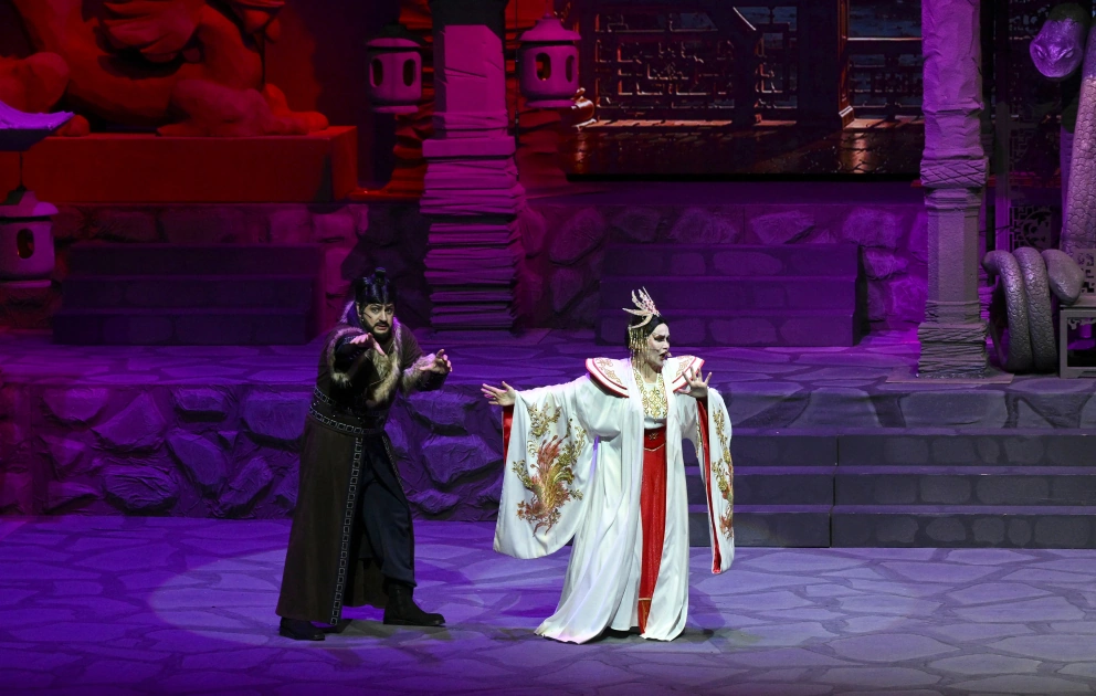 Heydar Aliyev Foundation VP Leyla Aliyeva attends premiere of opera “Turandot” (PHOTO)