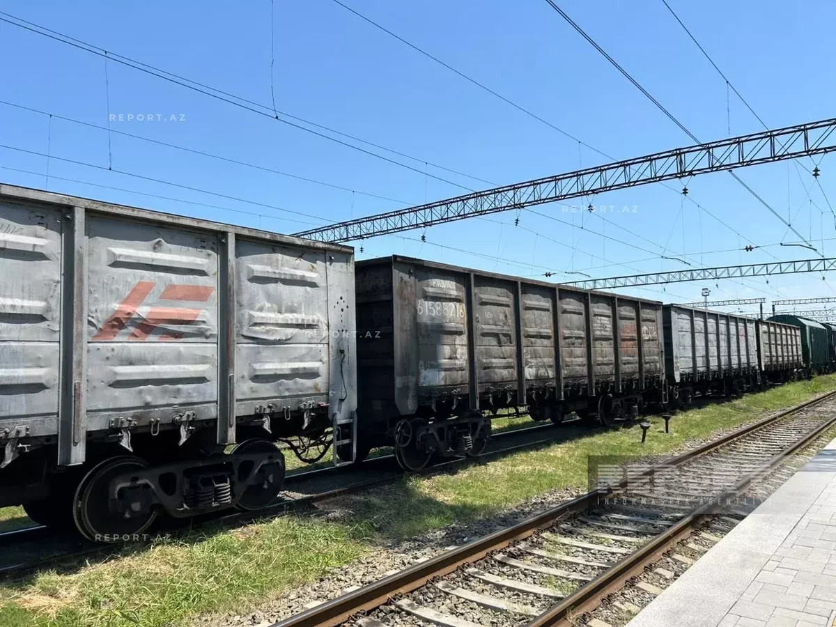 New fuel and grain shipments sent from Azerbaijan to Armenia PHOTO