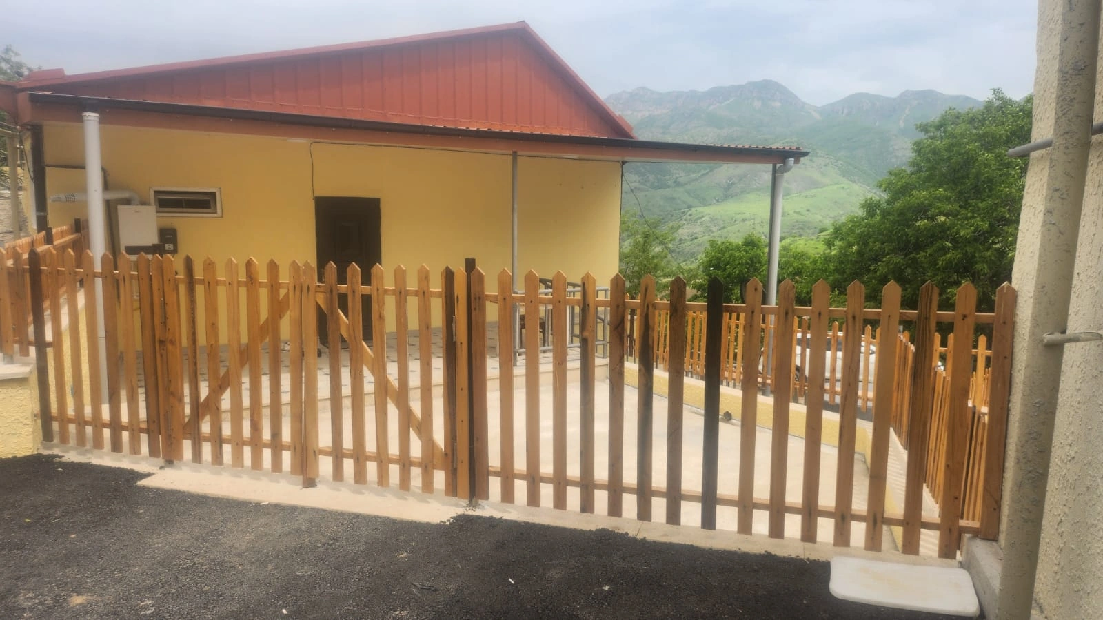 Azerbaijan reveals number of rebuilt houses in Shusha's Boyuk Galaderesi village (PHOTO)