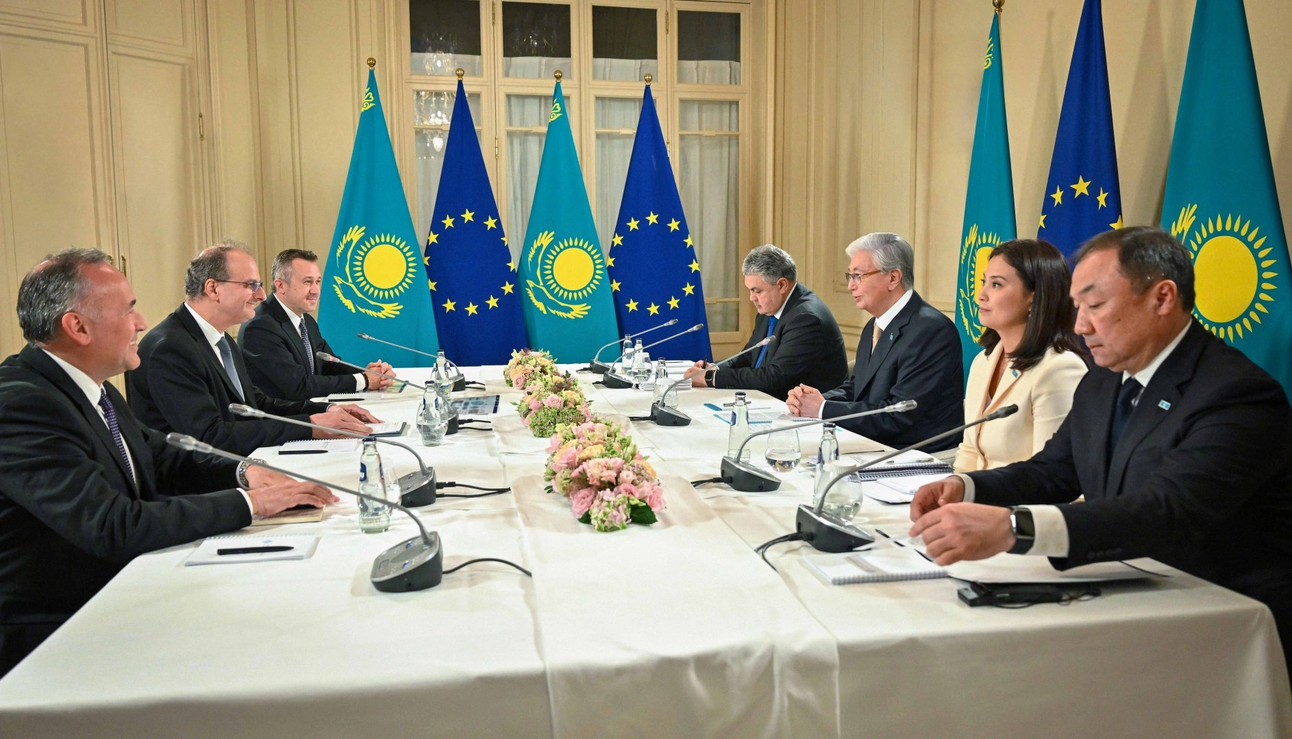 Kazakhstan’s Tokayev reviews Almaty Airport development plan with Groupe ADP CEO