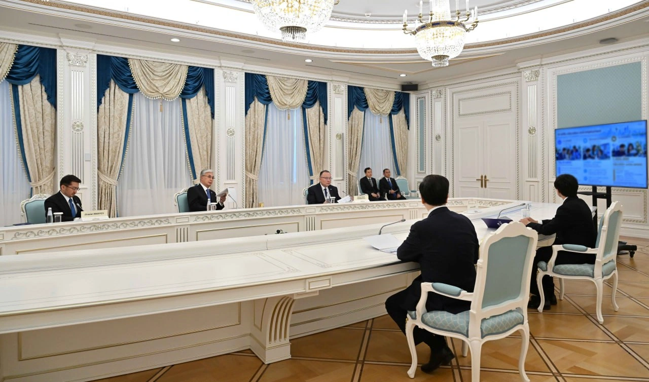 Kazakhstan to expand AI pilot in schools to 500 by April 2027