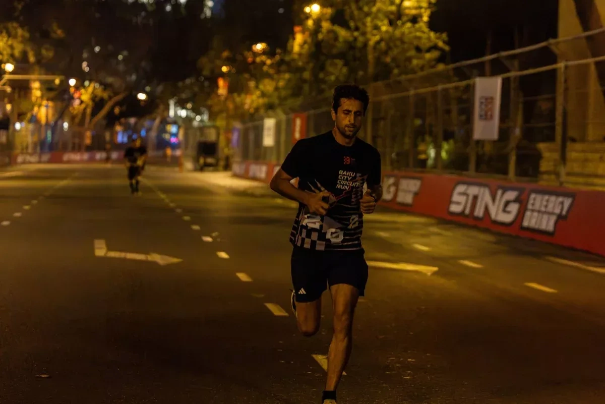 About 250 take part in BBC F1 Weekend Run at Baku City Circuit PHOTO