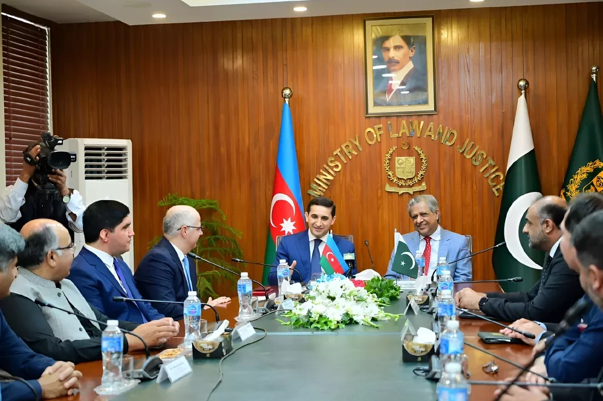 Justice ministers of Azerbaijan, Pakistan explore strategic partnership PHOTO
