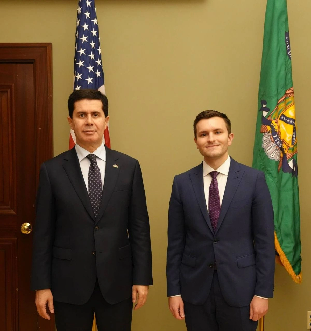 Tajikistan, U.S. discuss expanding economic and financial ties