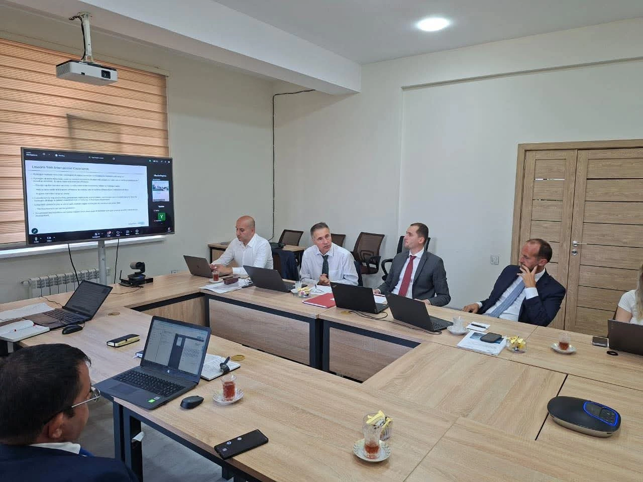 Azerbaijan's hydrogen sector shifts to new stage of development (PHOTO)