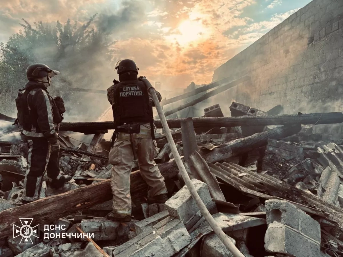 Deadly Russian strikes hit Ukraine's Donetsk, killing at least four PHOTO