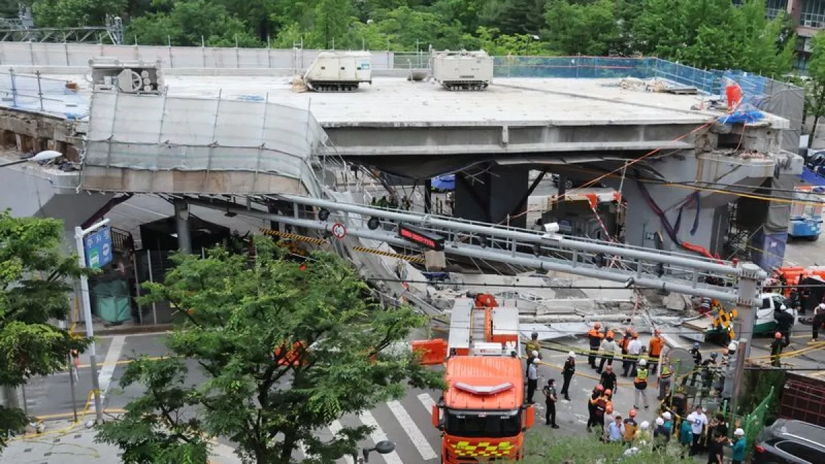 Two dead after overpass collapse in Seoul during demolition work