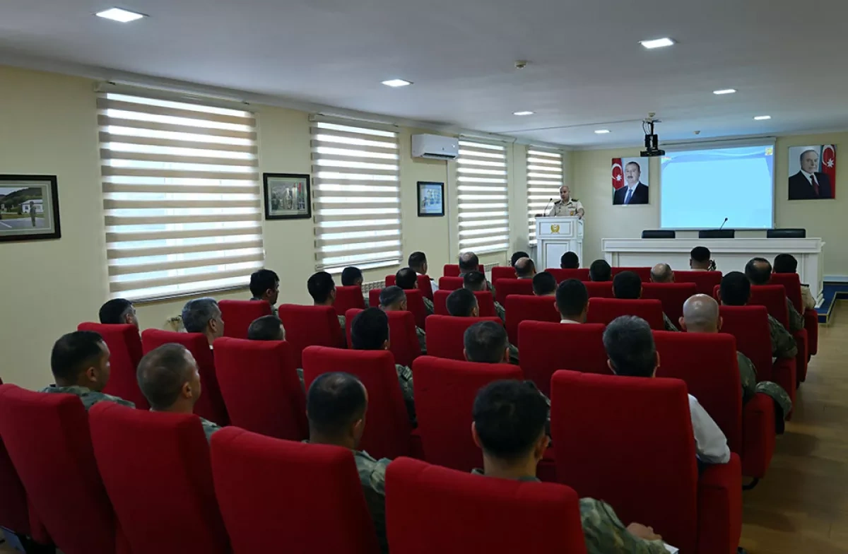 Azerbaijani army holds seminar on military service organization PHOTO