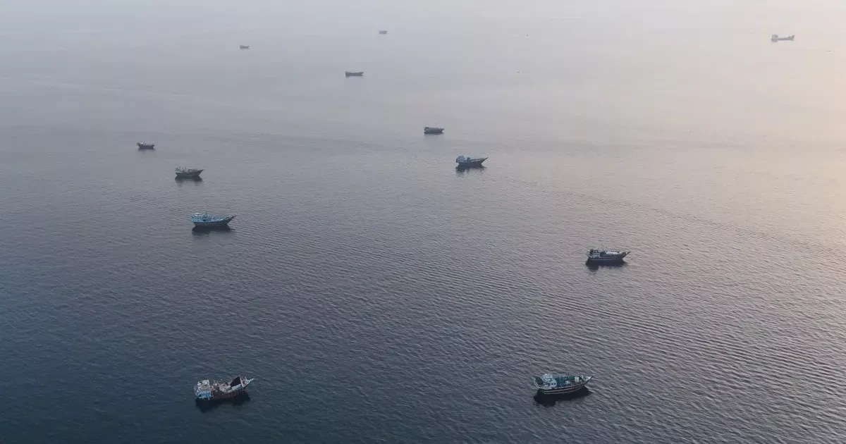 Iran vows to "crush" any US aggression in Strait of Hormuz