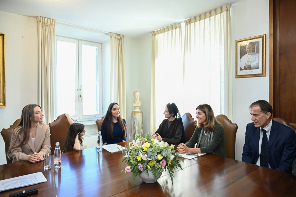 Leyla Aliyeva and Alena Aliyeva meet President of Governorate of Vatican City State (PHOTO)