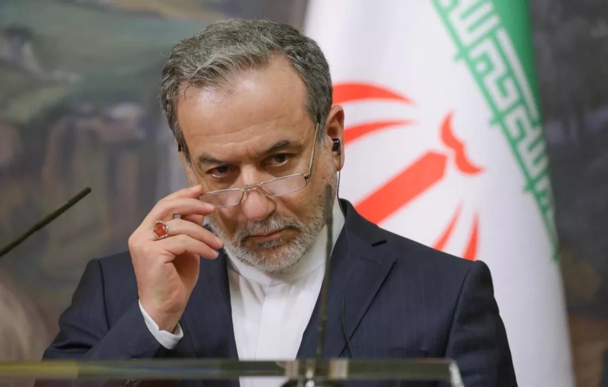 Iranian FM warns US, UAE against prolonged military escalation in Hormuz