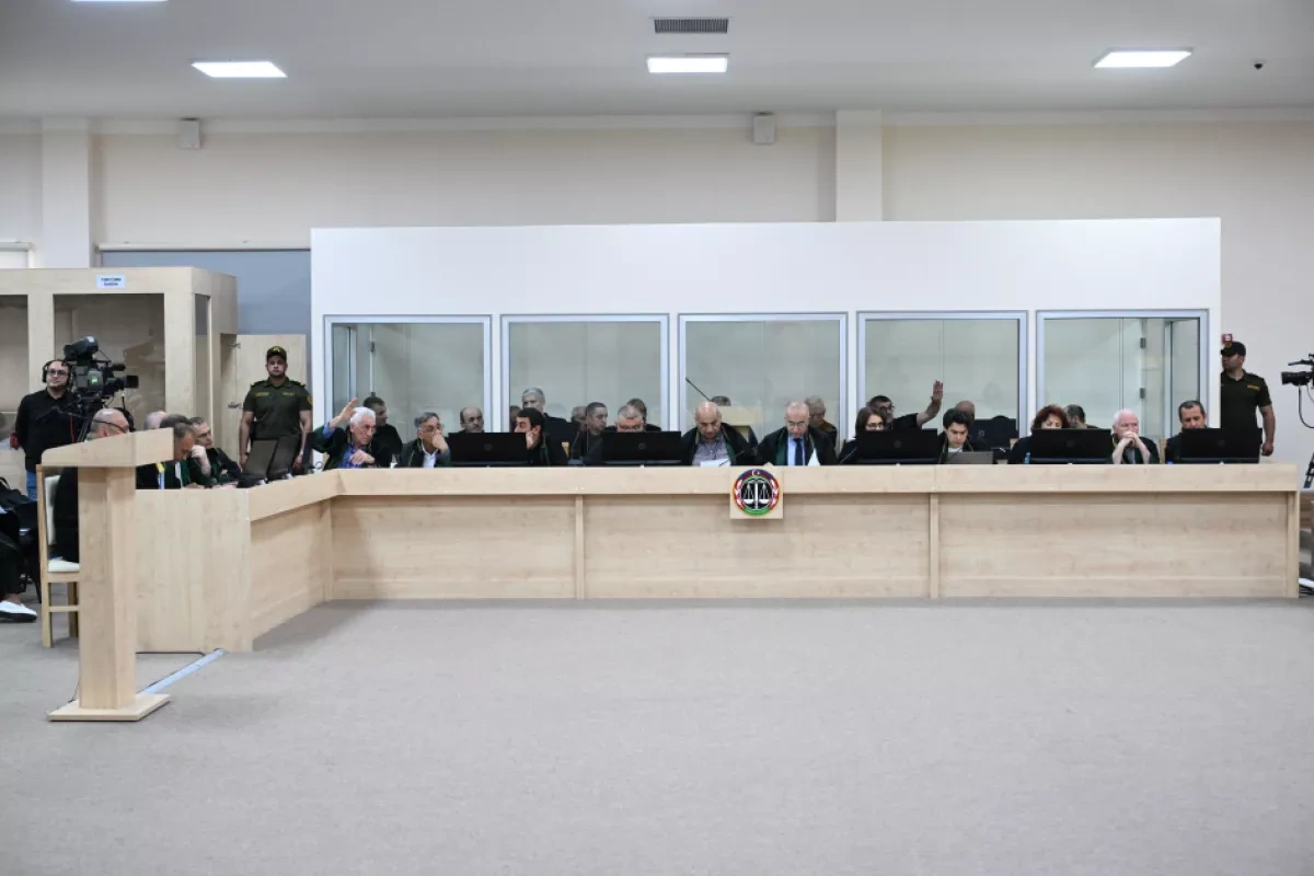 Baku court proceeds with appeals of convicted Armenian nationals PHOTO