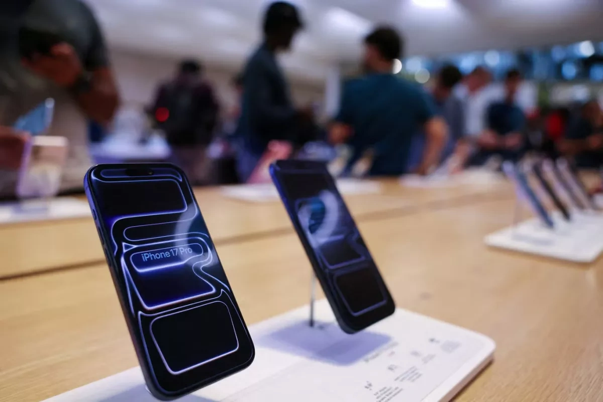Apple’s first foldable iPhone could break the $2,000 barrier