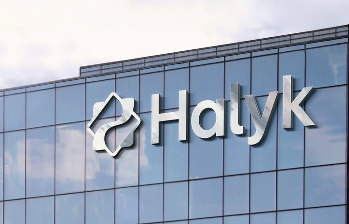 S&P revises Kazakhstan's Halyk Bank outlook to positive