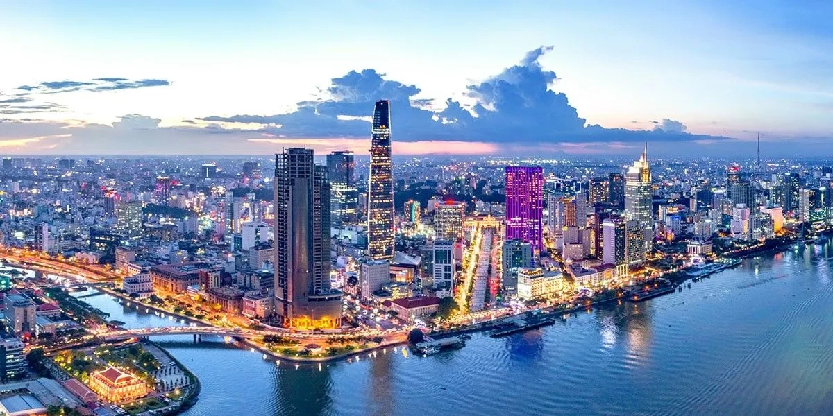 Vietnam introduces mandatory electronic arrival card for all tourists