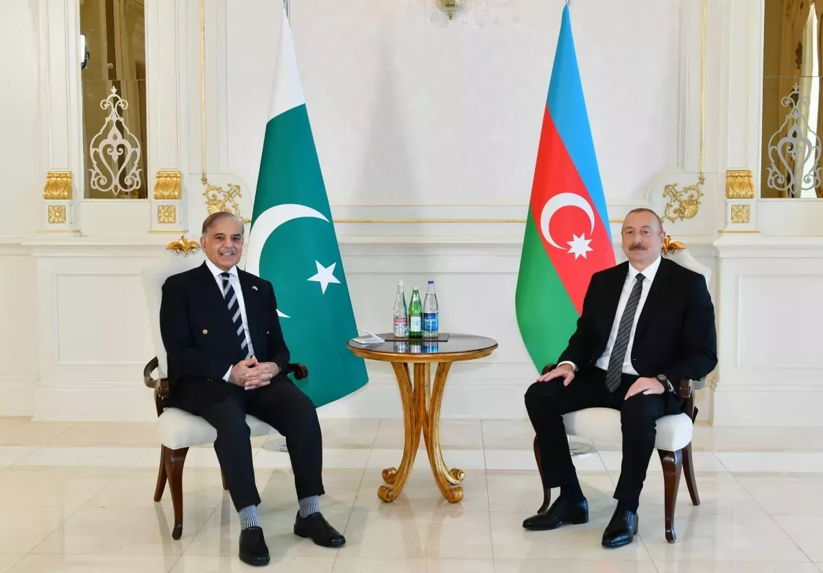 Pakistan reaffirms “fraternal ties” with Azerbaijan in Independence Day message