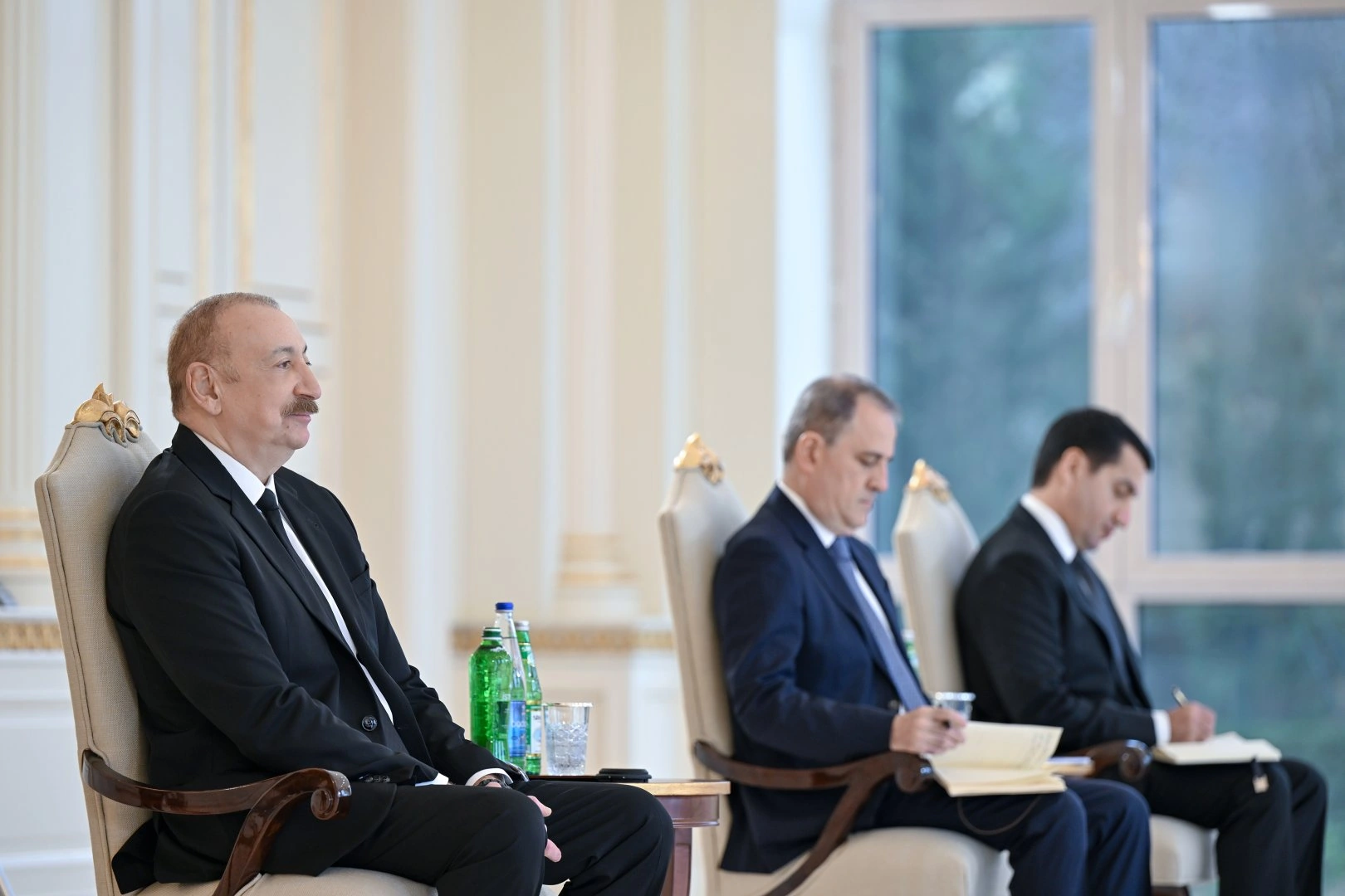 President Ilham Aliyev receives credentials of newly appointed ambassador of Greece to Azerbaijan (PHOTO)
