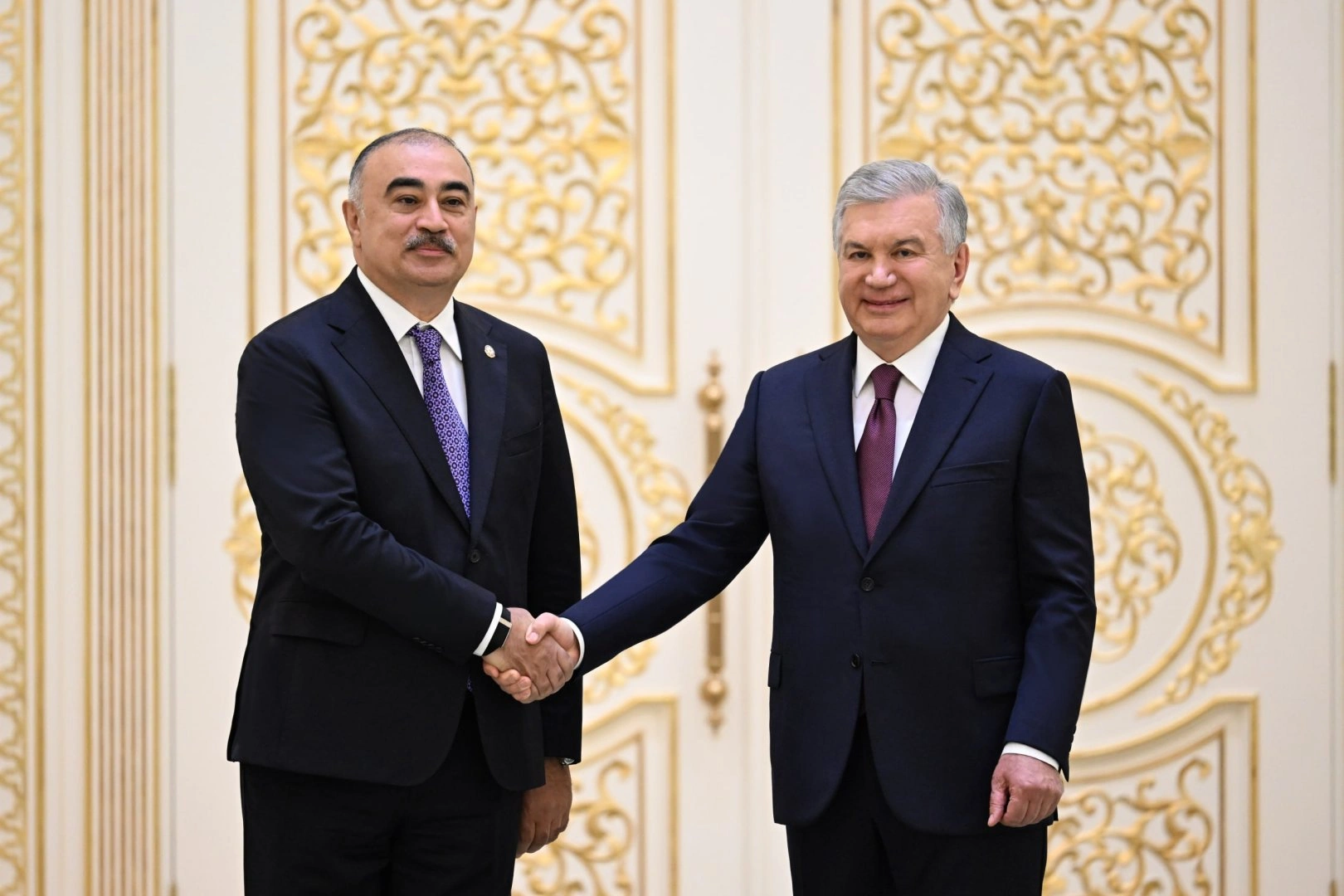 President Mirziyoyev receives credentials of Azerbaijan's new ambassador