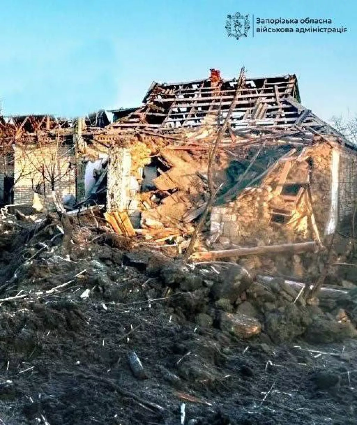 Russian attacks hit multiple Ukrainian regions overnight, causing civilian casualties PHOTO