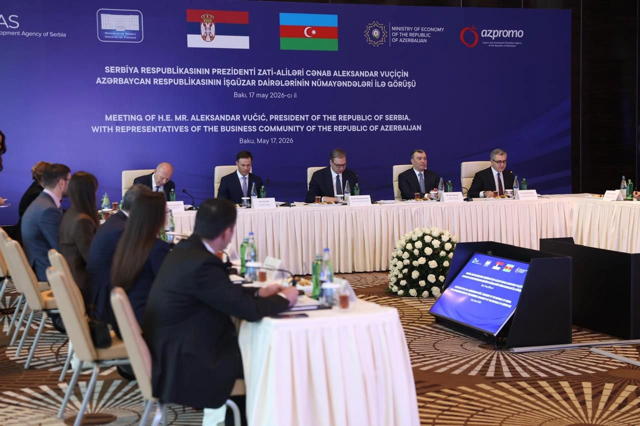 Serbian President meets with Azerbaijani business representatives (PHOTO)