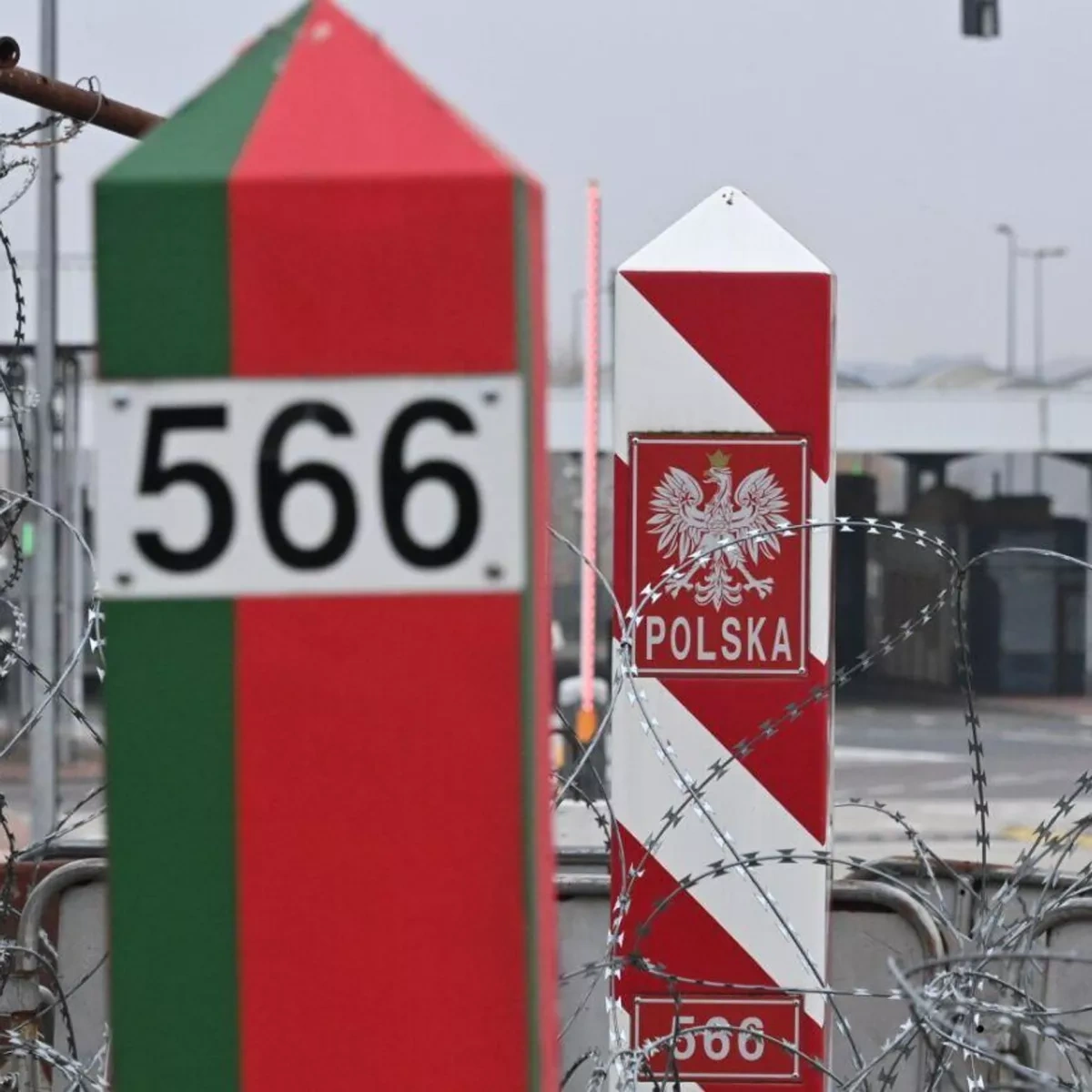 Warsaw extends restrictions along Belarus border