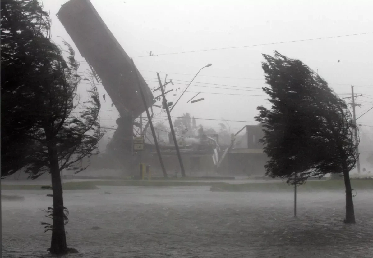 Kazakhstan braces for hurricane‑force winds