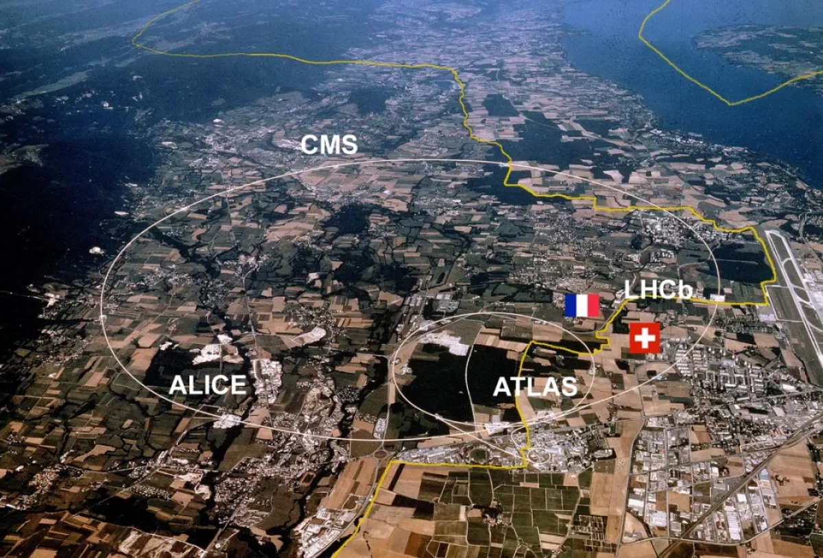 Scientists recreate conditions of first millisecond after "Big Bang" inside particle collider
