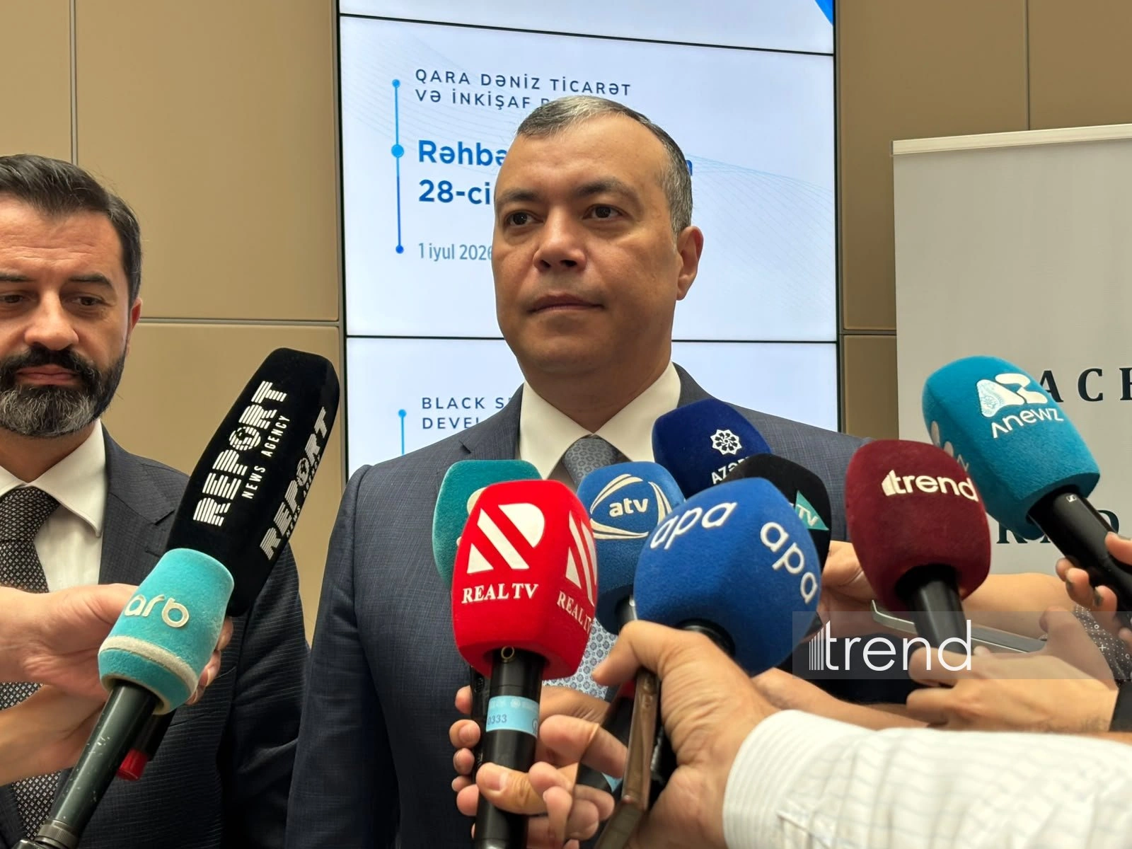 Azerbaijan discusses promising projects with BSTDB for coming period - minister