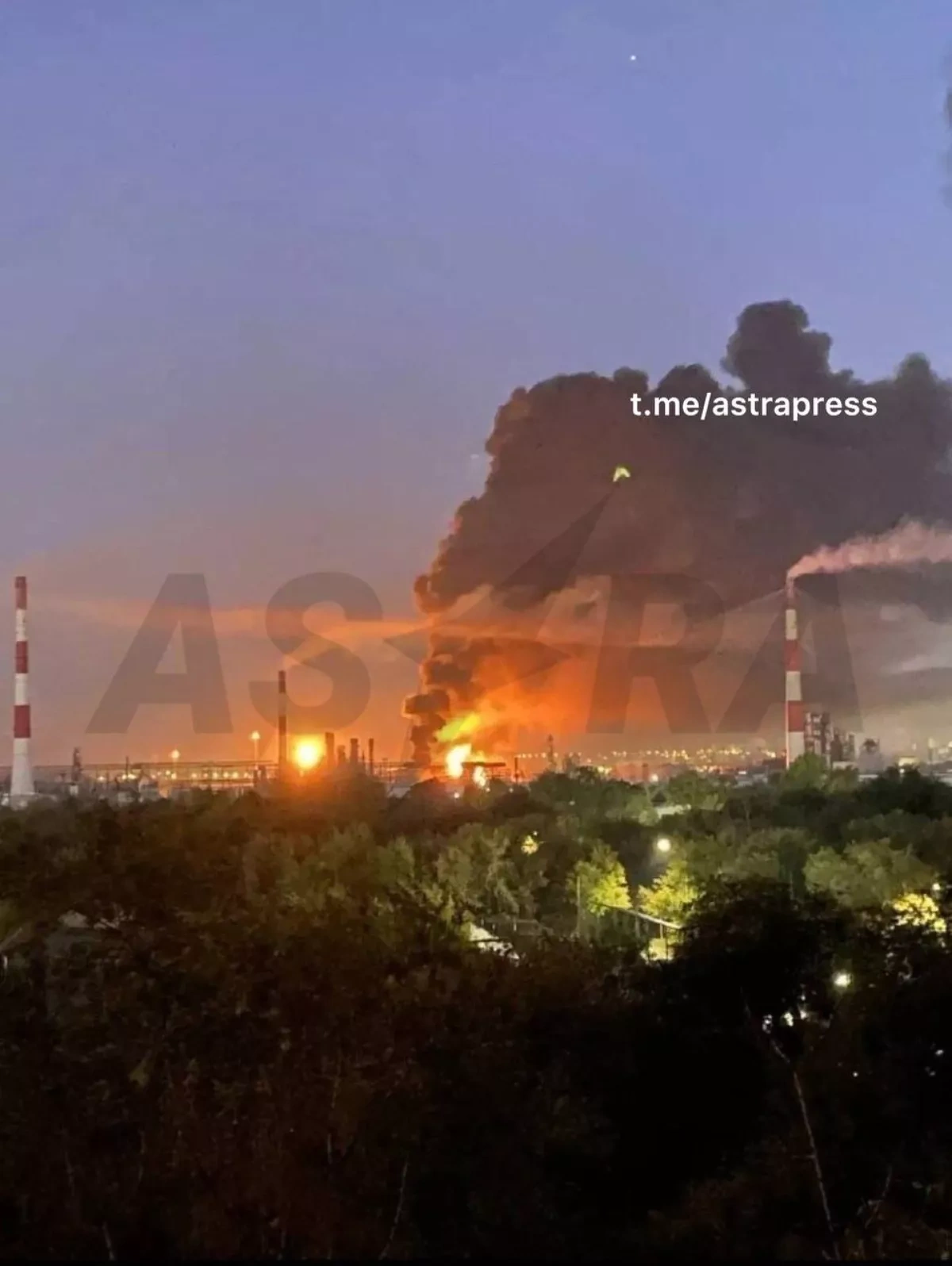 ASTRA: Kuibyshev oil refinery catches fire in Russia’s Samara following attack PHOTO / VIDEO