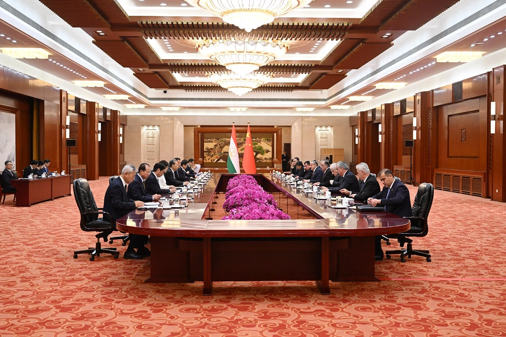 Tajikistan and China conduct high-level negotiations in Beijing