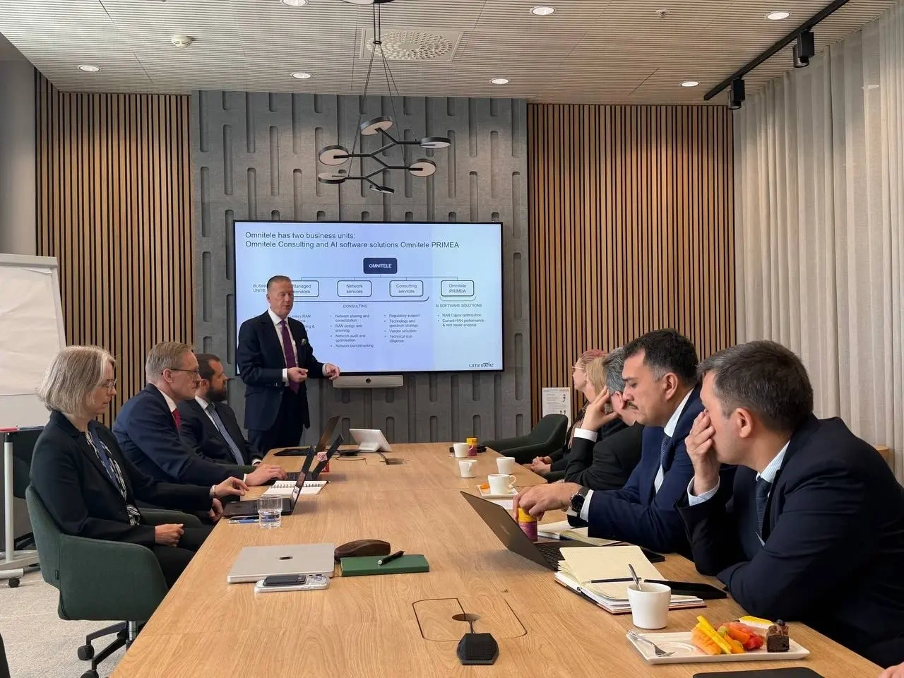 Uzbekistan, Finland’s Omnitele discuss telecom infrastructure and digital connectivity