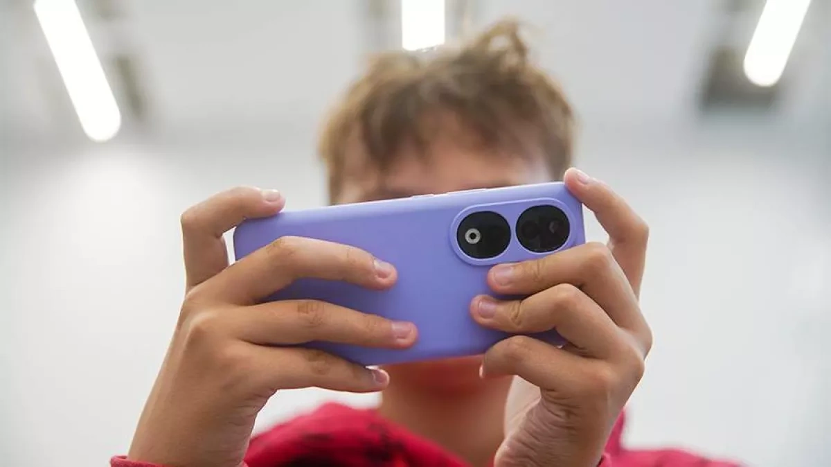 California Governor backs social media age limits for teens under 16