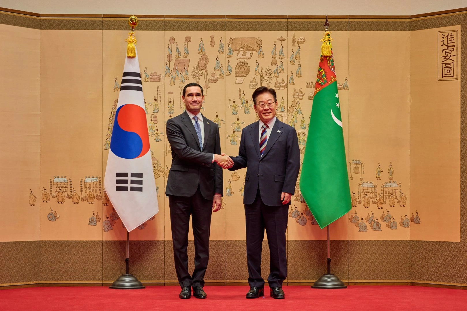 South Korean president receives Turkmen counterpart in Seoul