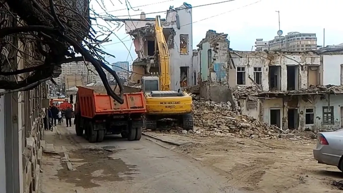Baku’s rogue construction problem Half a million homes await registration