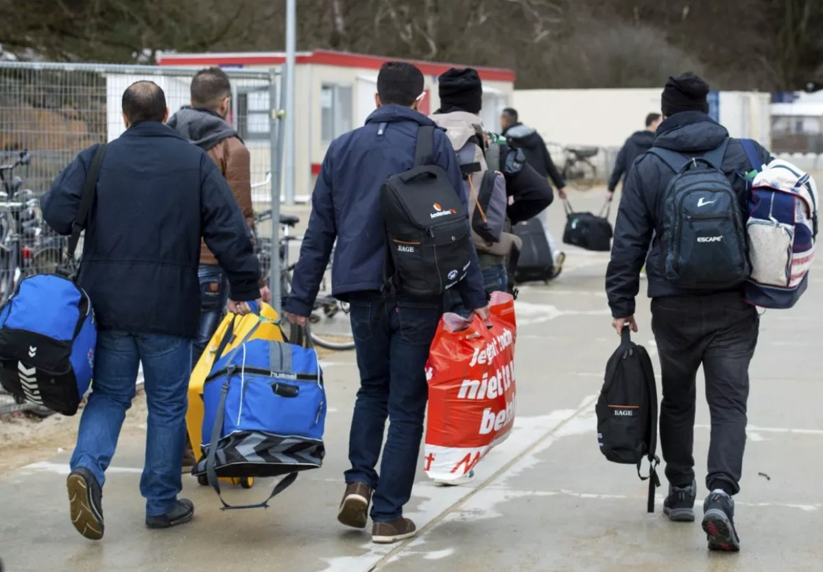 EU agrees tougher deportation rules in migration overhaul