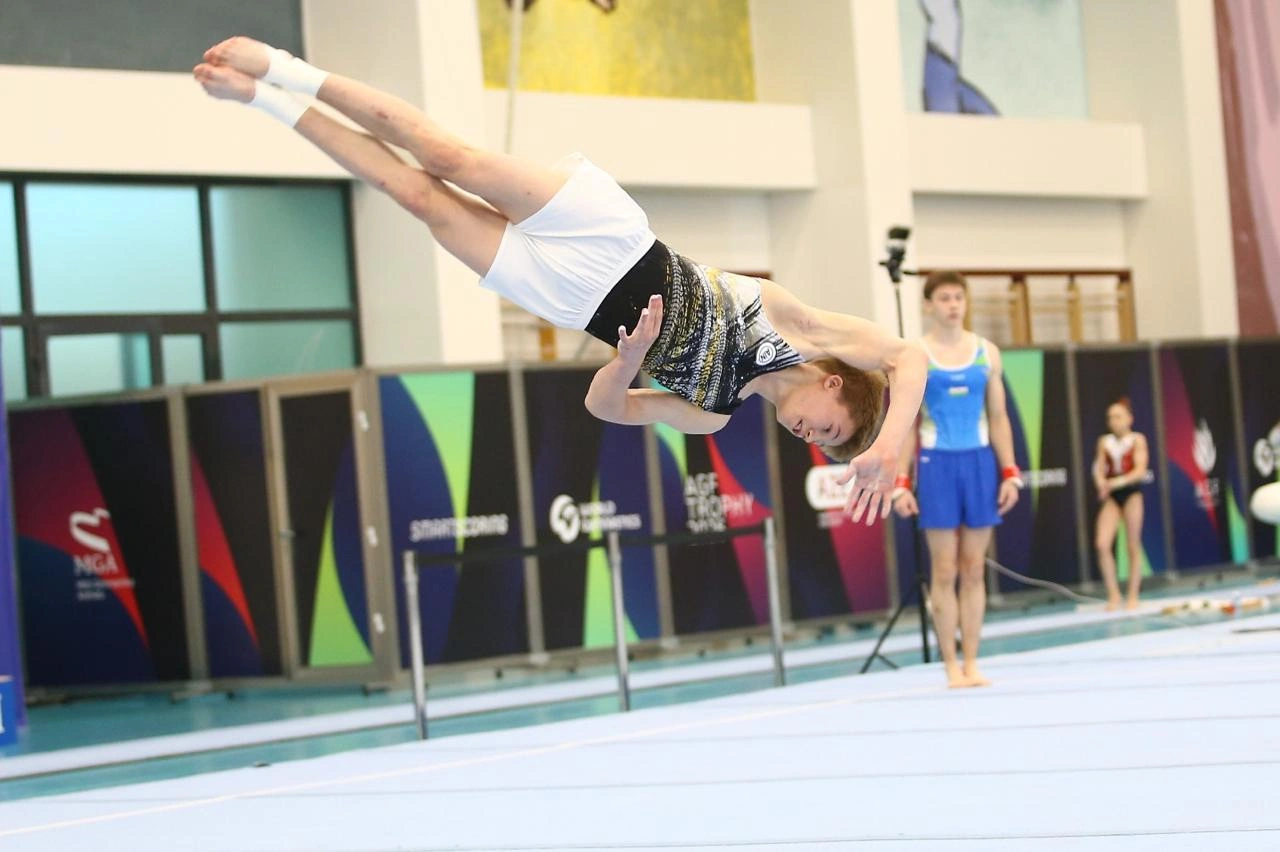 Azerbaijani gymnasts win medals at tournament in Baku (PHOTO)