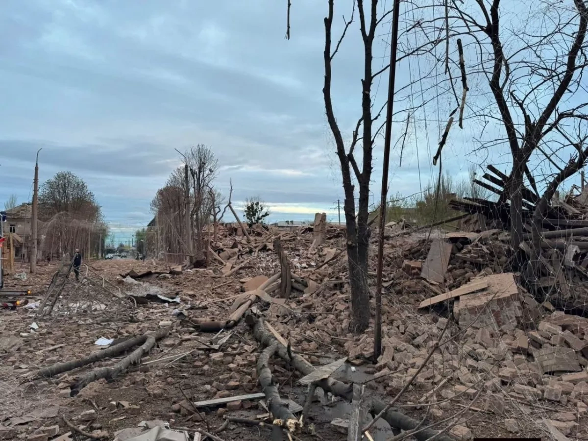 Russian airstrike hits Ukraine’s Sloviansk city, severely damaging infrastructure PHOTO / VIDEO