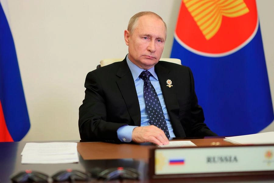 Putin continues work on Middle East situation, Kremlin says