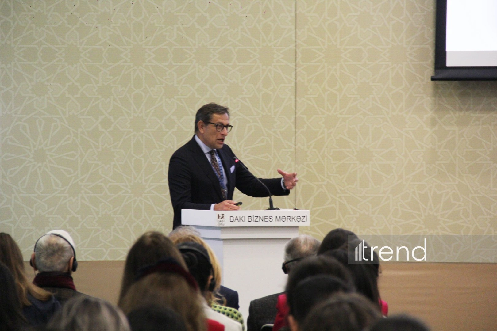 International Carpet Forum in Baku – 1st Session: “Design, Collections, and Product Development” (PHOTO)