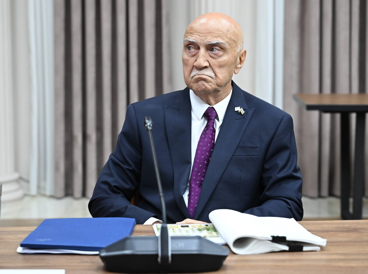 Azerbaijan's prime minister holds meeting and adopts new decision (PHOTO)