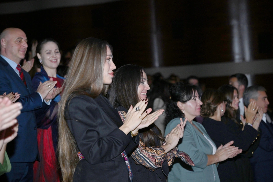 Heydar Aliyev Foundation VP Leyla Aliyeva attends premiere of opera “Turandot” (PHOTO)