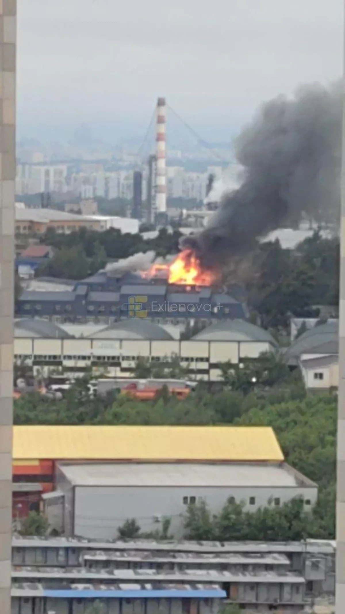 ASTRA: Fire breaks out near key Moscow oil refinery PHOTO/VIDEO